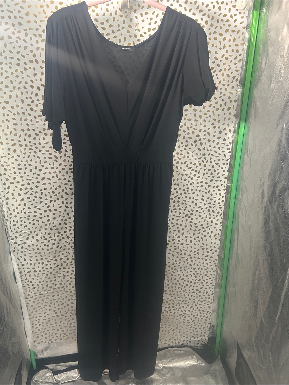 Peppermint Black V‑Neck Short Sleeve Jumpsuit